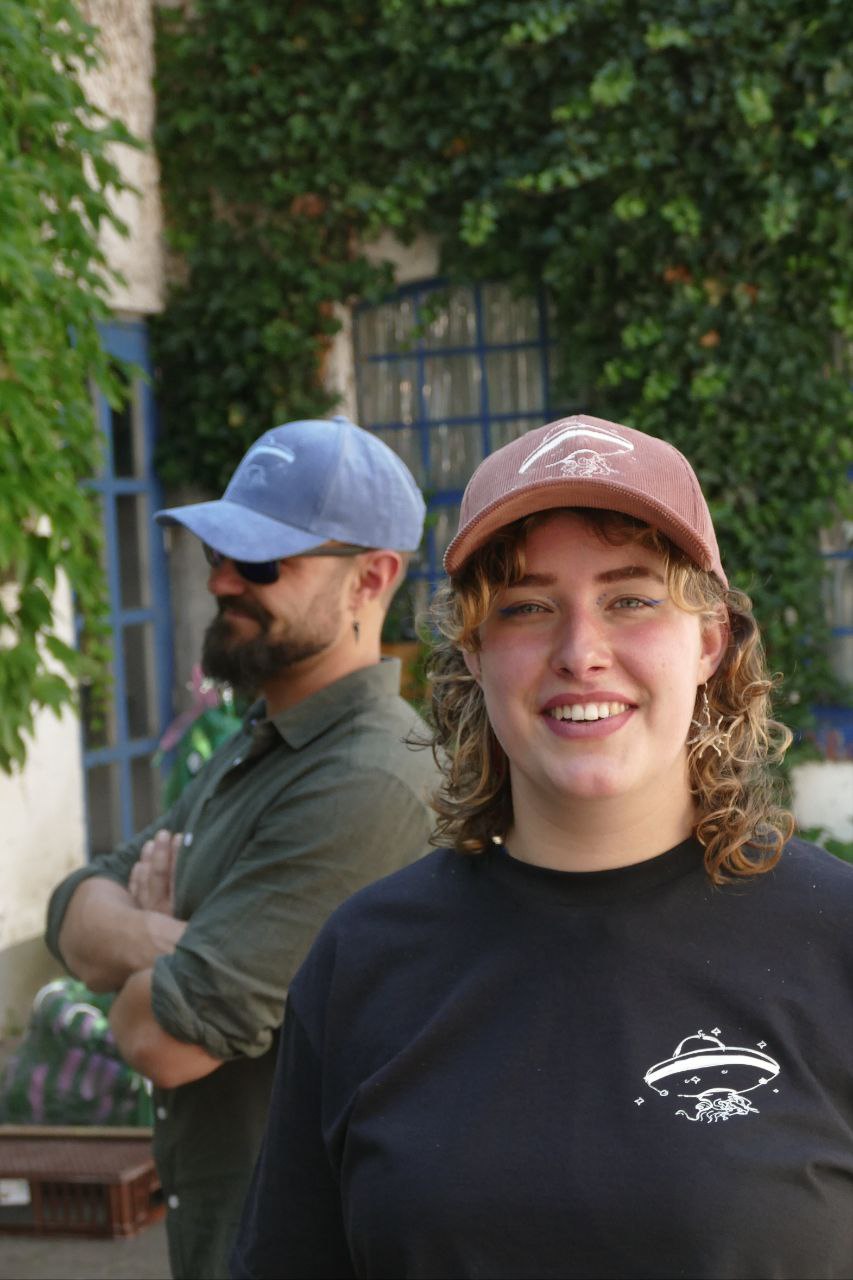 Cap "Die Andere Seite der Welt 2025"